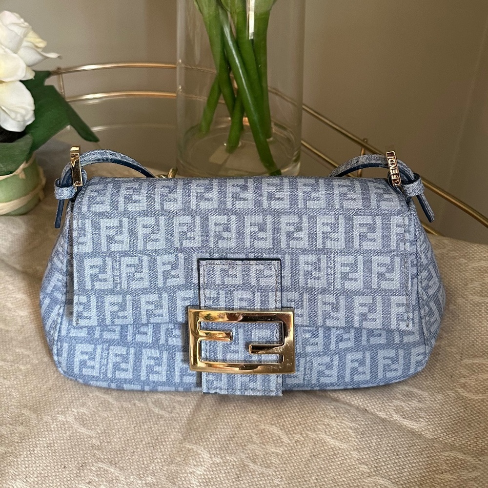 Fendi Mamma Baguette Blue Canvas Handbag (Pre-Owned)